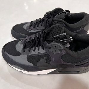 Nike Air Max 90 Futura - Women’s Shoes